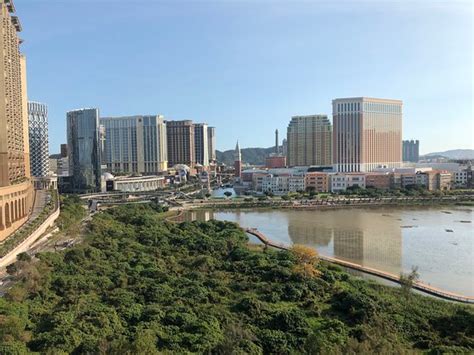 Last Minute Hotel Deals in Macau from $44/day .